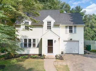 106 Astor Dr, Rochester, NY 14610