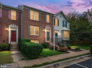 8539 Pine Meadows Dr, Odenton, MD 21113