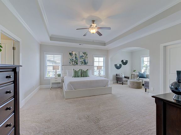 4th image of 291 Palm Sedge Loop