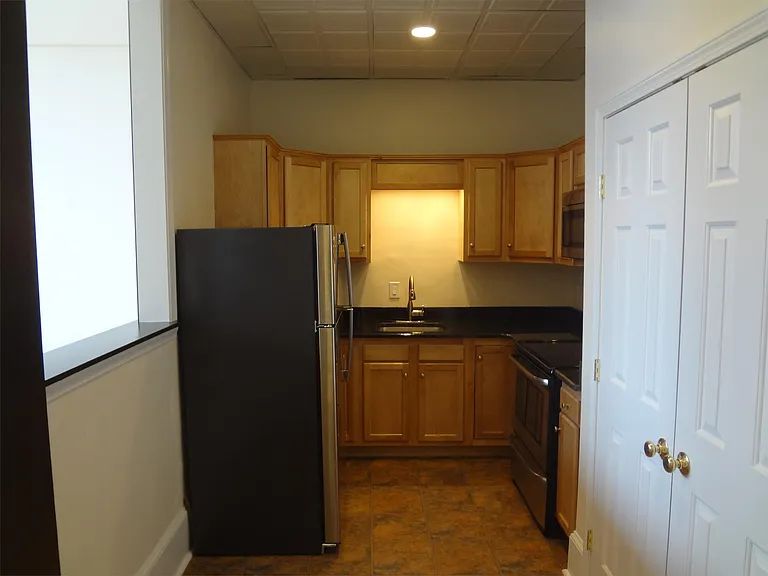 136 Main St #203 — Photo 4