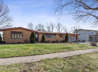 422 Miller St, Beecher, IL 60401