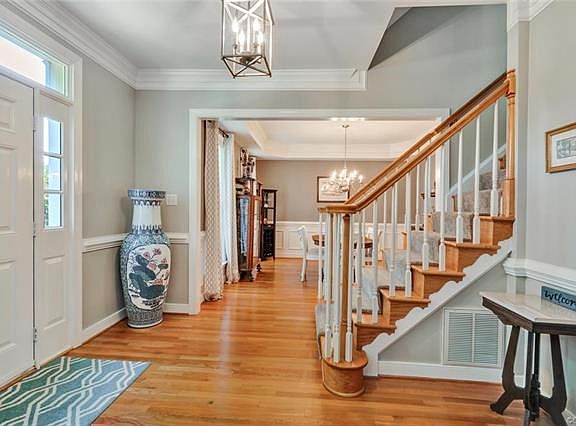 5th image of 12109 Loxton Ct