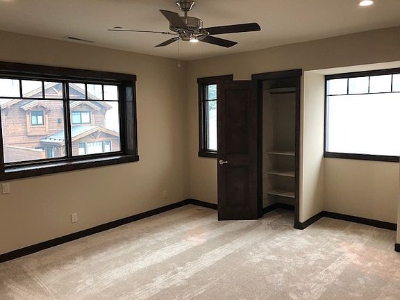 4th image of 413 Rainbow Ln #1-10