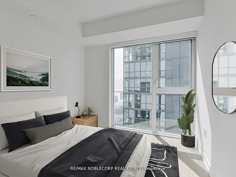 357 King St W #3409 — Photo 6