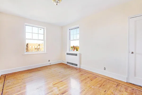 Rented by Triplemint | media 49