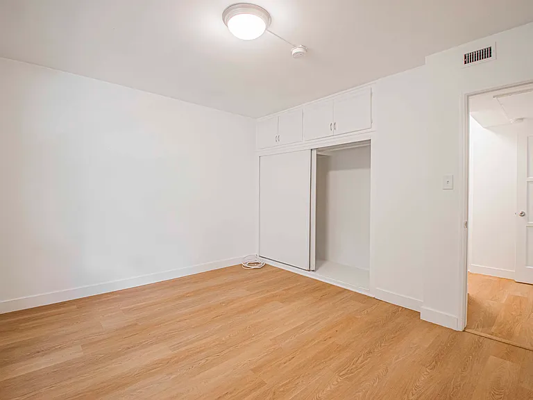 5845 W 88th St #5845 — Photo 12