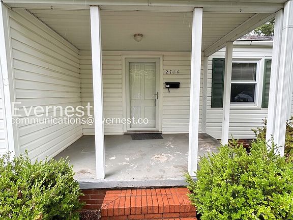 2nd image of 2714 Stratford Dr