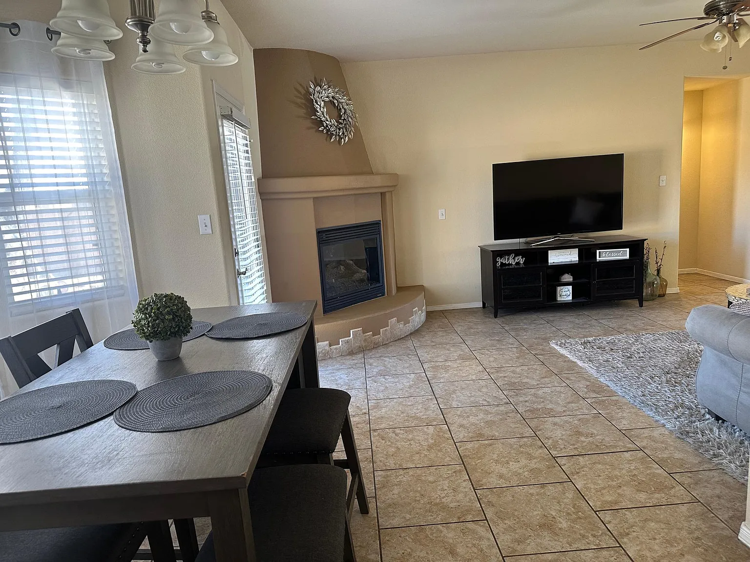 2858 Lake Valley Ave — Photo 2