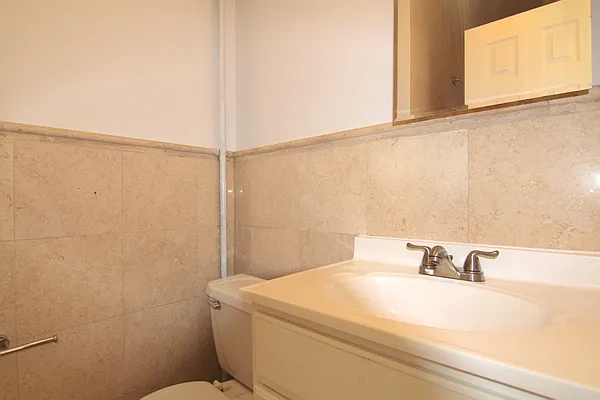 Rented by FirstService Realty (legacy) | media 7