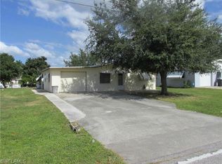 12613 Davis Blvd, Fort Myers, FL 33905