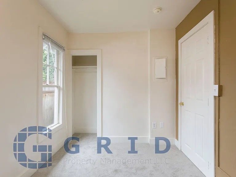 3929 N Albina Ave — Photo 12