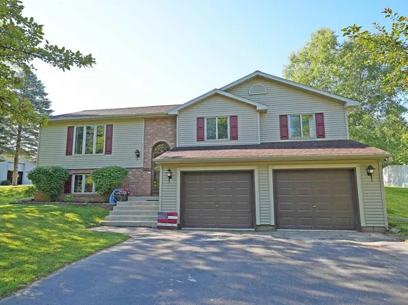 323 Maple Ln, Coleman, WI 54112