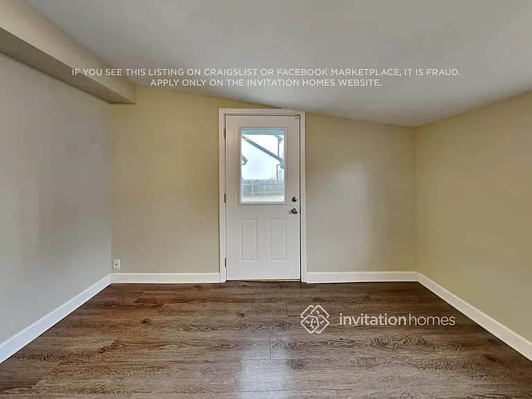 5900 S Brainard Ave — Photo 16
