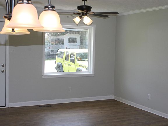 5th image of 53 Scarbrough St E