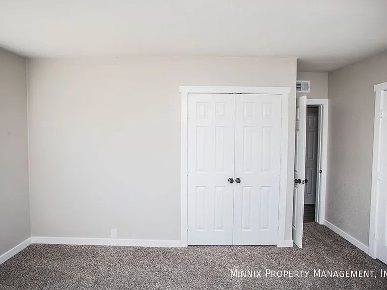 2725 63rd St #1 — Photo 33