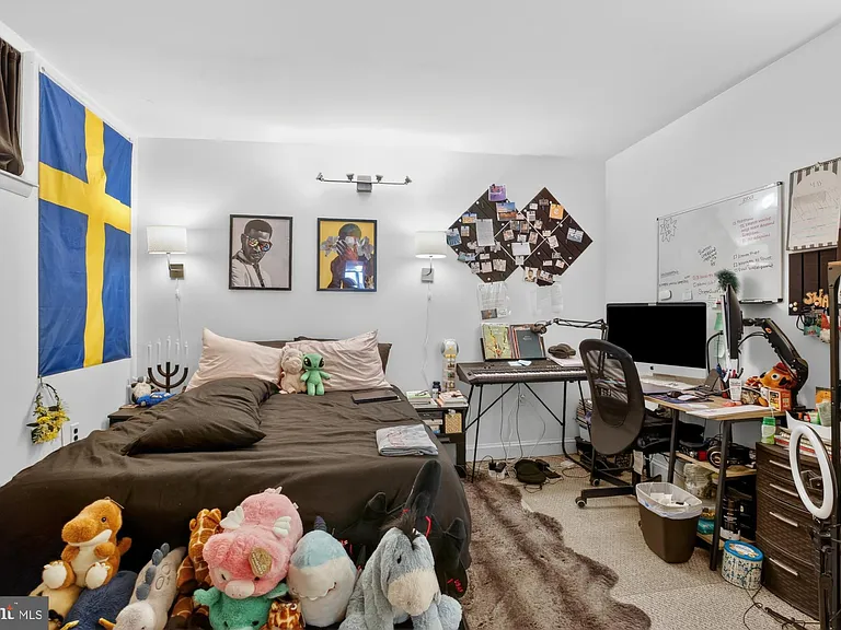 1418 S 8th St #1F — Photo 8