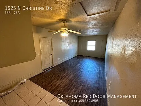 1525 N Christine Dr — Photo 4