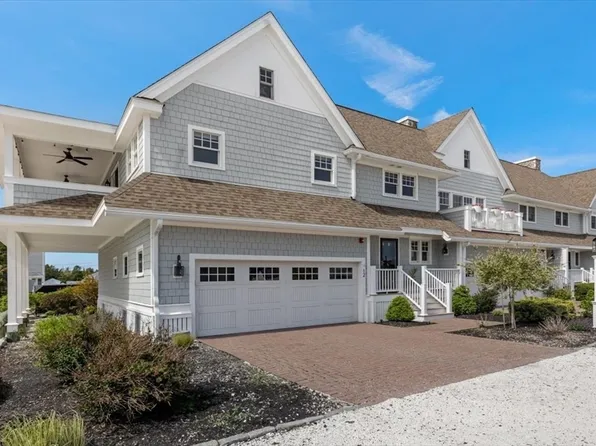 33 Central Ave Unit 12, Marshfield, MA 02050