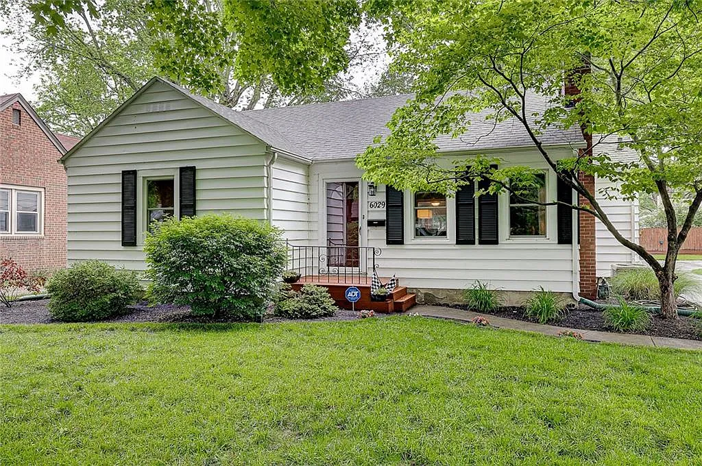 6029 Indianola Ave photo 1