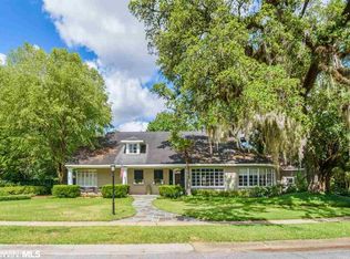 209 Edington Dr, Mobile, AL 36607