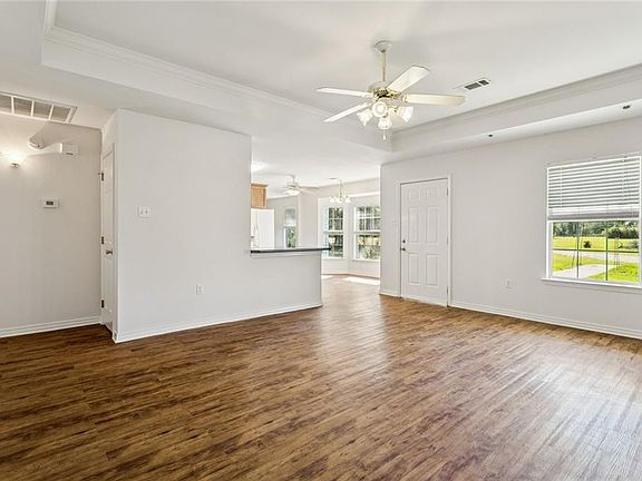 3rd image of 51293 Turnpike Rd