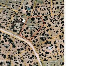 27120 W El Punta Ln, Seligman, AZ 86337