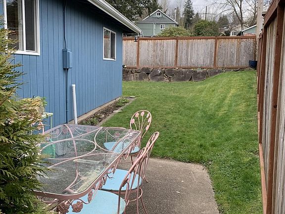 2nd image of 32223 Railroad Ave #P5kc40uqy