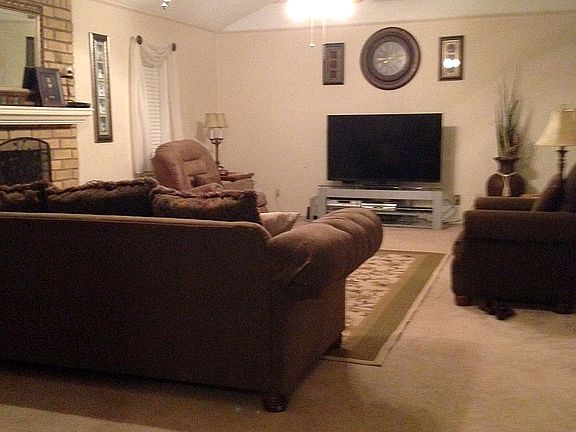 4th image of 435 Oakland Dr