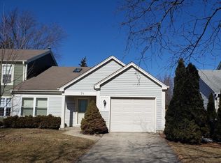 74 Bedford Rd, Mundelein, IL 60060