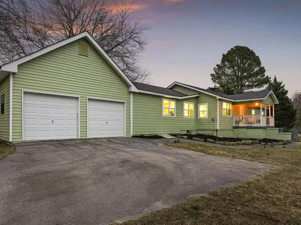 11119 London Ln, Apison, TN 37302