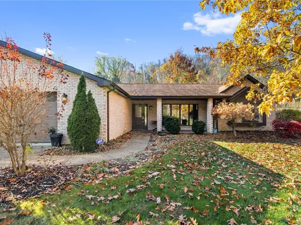 17 Brookside Dr, Mc Donald, PA 15057