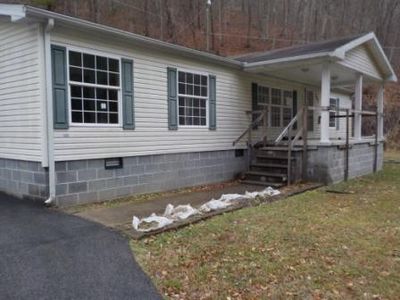 362 Pauley Holw, Forest Hills, KY, 41527