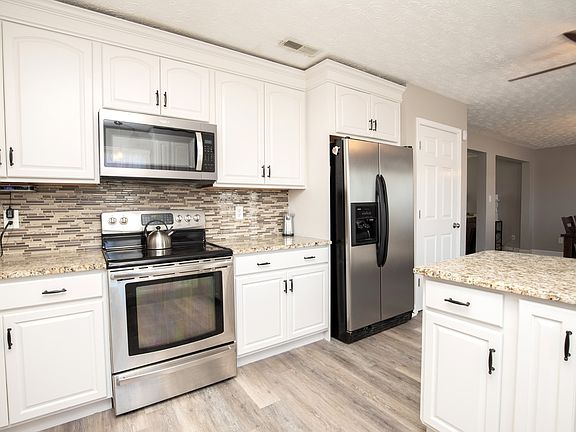 5th image of 101 Sundance Way