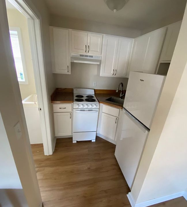 2nd image of 434 Russell