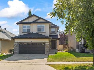 57 NW Everwillow Blvd SW, Calgary, AB T2Y4G4