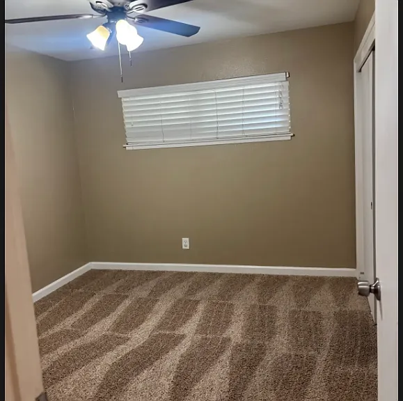 1012 Lakewood Ave — Photo 7
