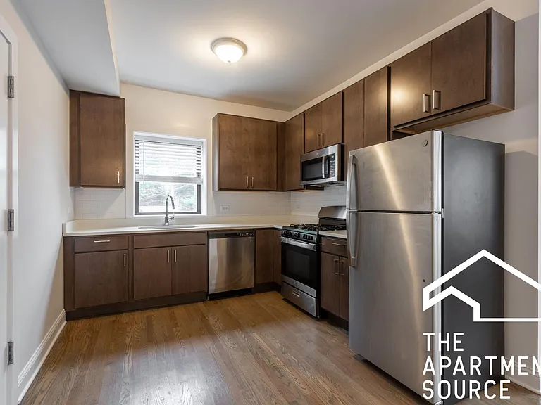 3409 W Fullerton Ave #2B — Photo 1
