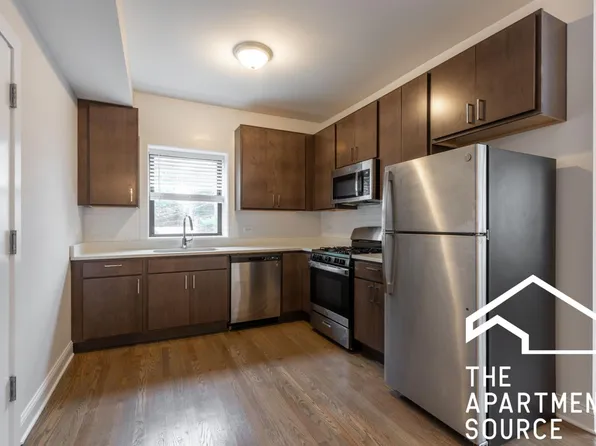3409 W Fullerton Ave, Chicago, IL