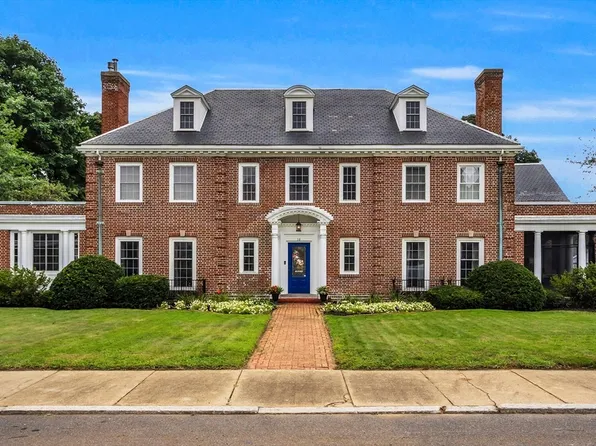 16 Atlantic Ave, Fitchburg, MA 01420