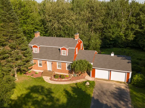 19 Alfreda Ct, Morrisonville, NY 12962