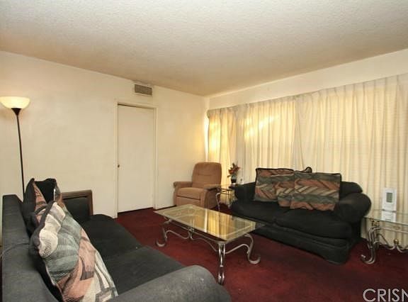 4th image of 44130 Hardwood Ave