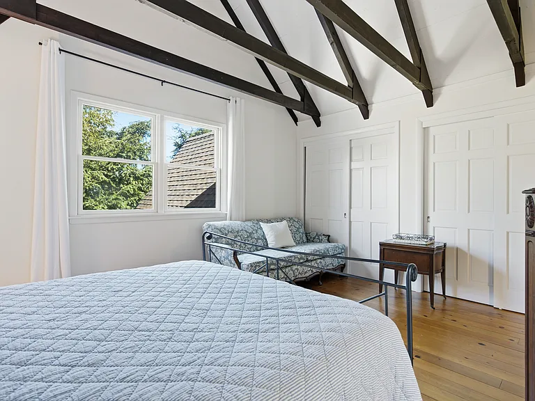 3 Foster Ave — Photo 15