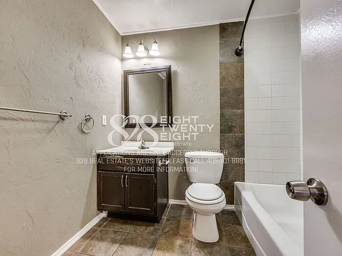 401 E Kerr Dr — Photo 14