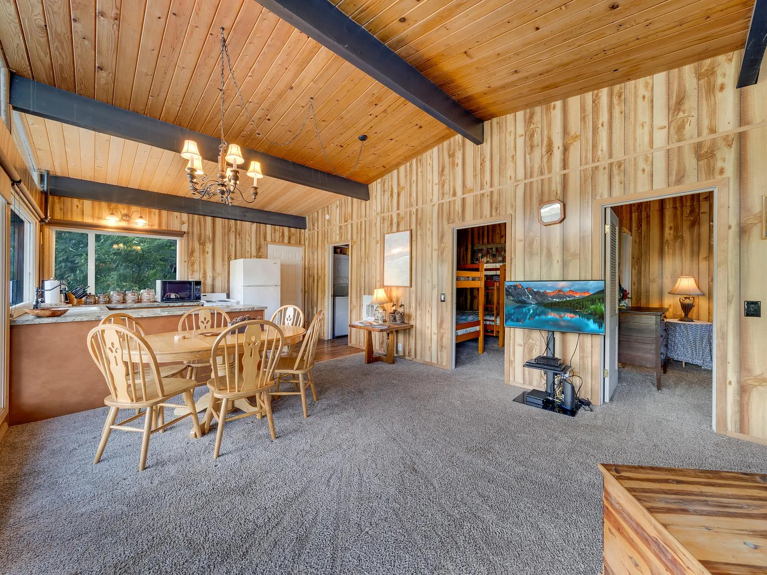 1015 W Kidd Island Rd — Photo 4
