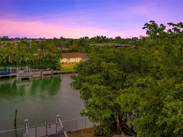 10000 W Bay Harbor Dr APT 401, Bay Harbor Islands, FL 33154