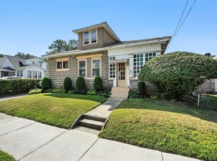 11 Ina St, Springfield, MA 01109