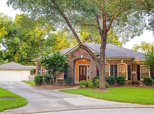 8827 Village Ter, Houston, TX 77040