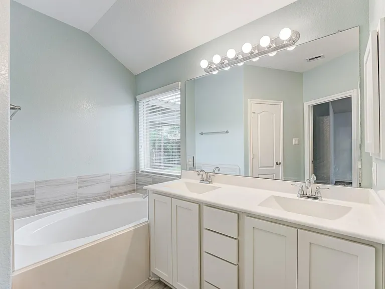 255 Dale Ridge Ln — Photo 25