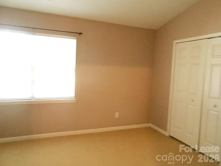 10260 Reindeer Way Ln — Photo 10