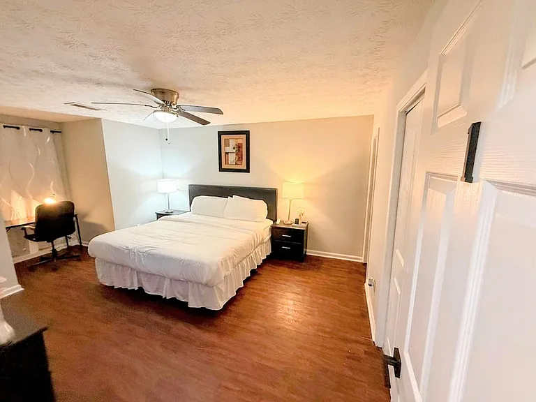 5405 Glen Haven Dr — Photo 8